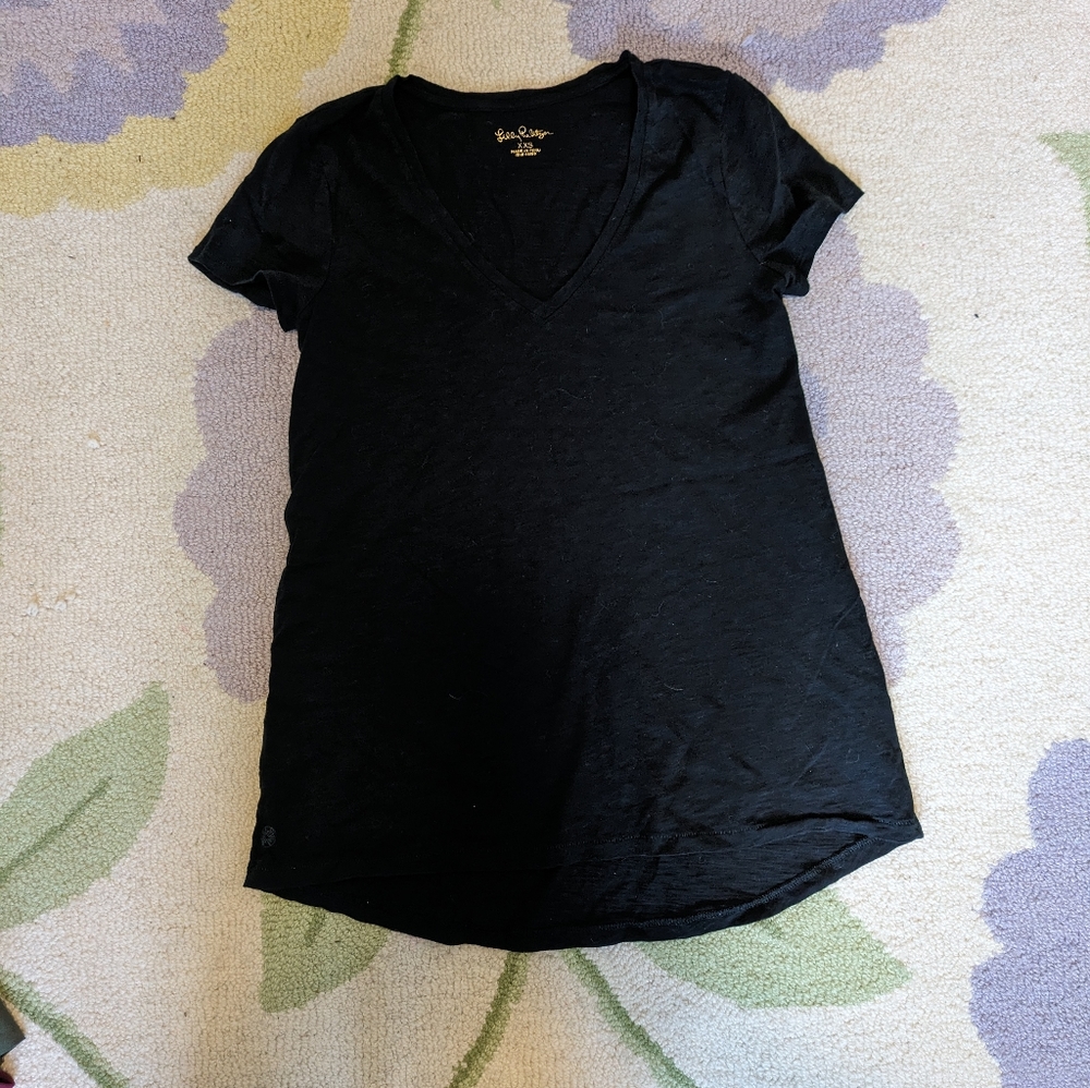 Lilly Pulitzer t shirt